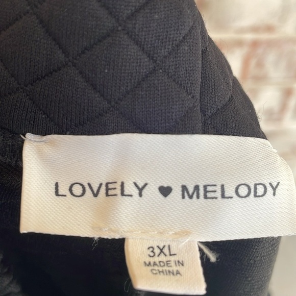 Lovely Melody Black Quilted Sweat Pants - Picture 5 of 6